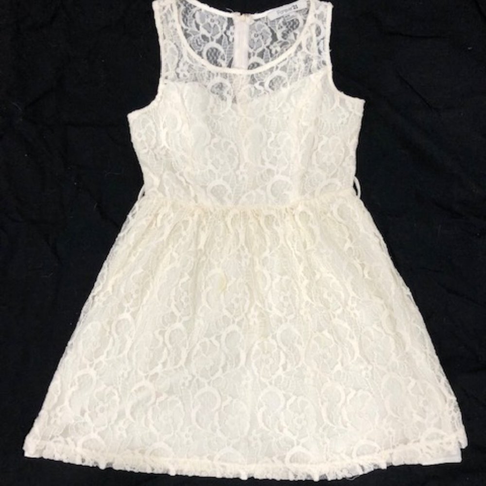 Forever 21 Girls lace Dress